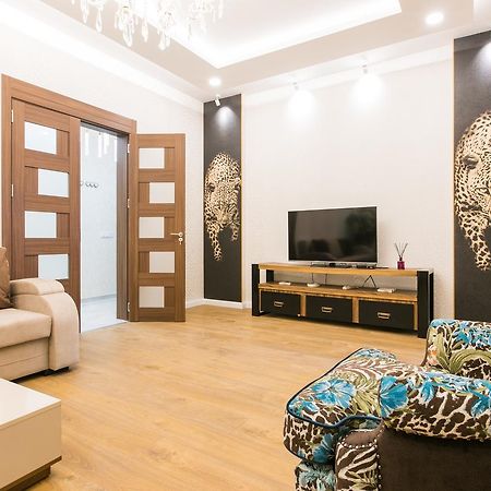 Sweet Home 6 Vip Rustaveli Avenue Tiflis Dış mekan fotoğraf